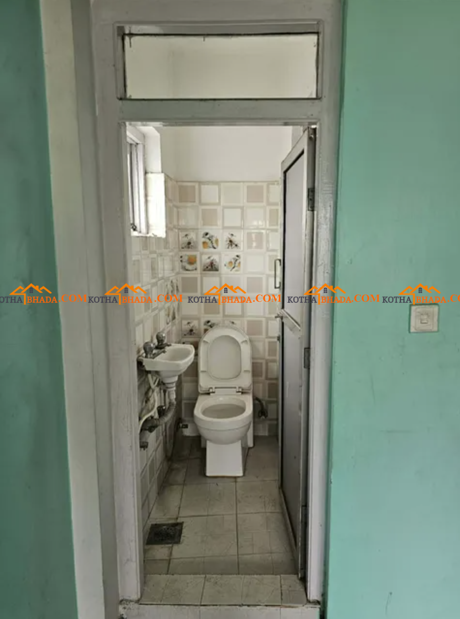 4 rooms flat available for rent in Teku near Sarawoti Niketan School